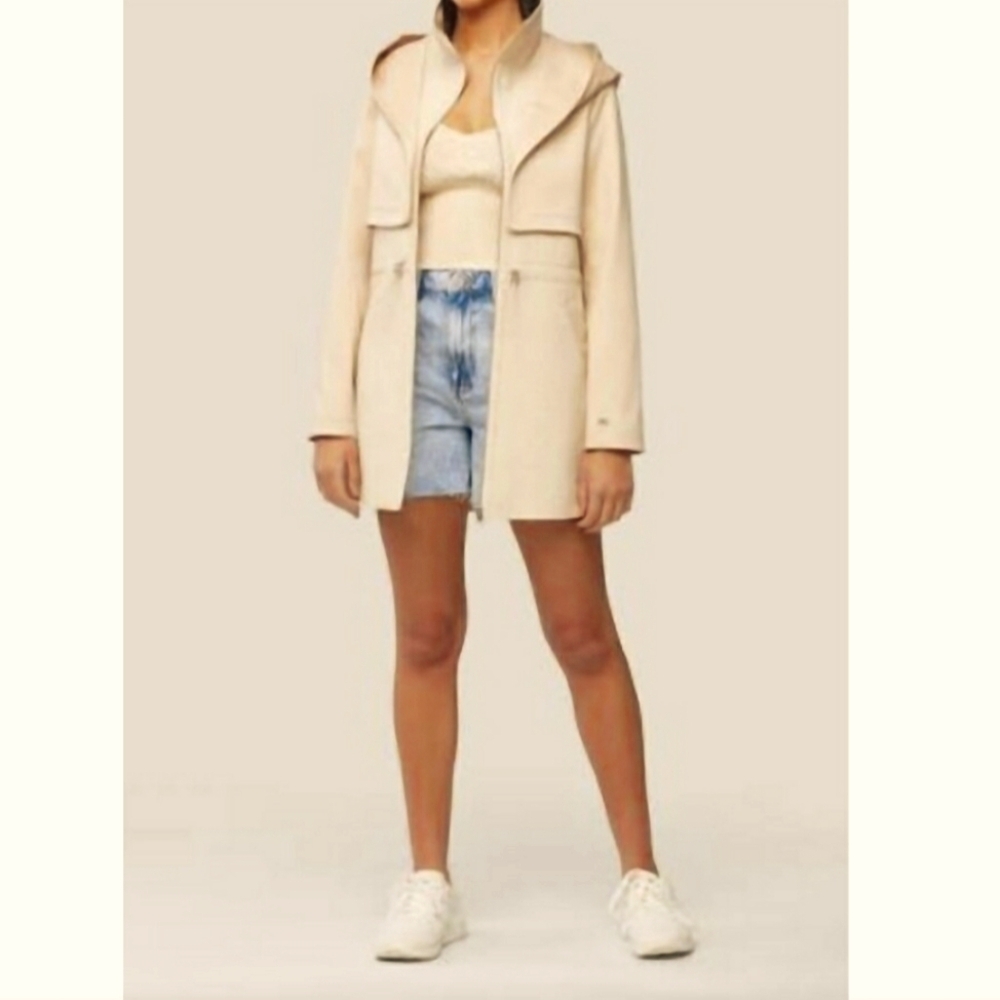 Soia & Kyo Enora jacket. Spring. Quilted parts. Hood. Cream/tan Size L.